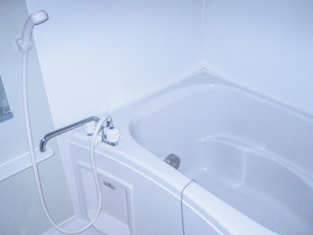 お風呂の排水口の構造とつまり解消法｜自分でできる対処&予防